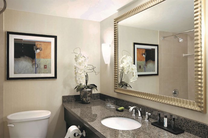 Imagen de la habitación del Hotel Embassy Suites Denver Tech Center. Foto 6