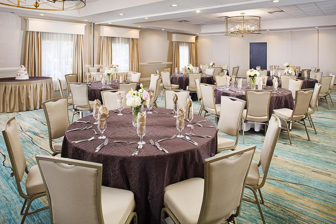 Imagen general del Hotel Embassy Suites Destin Miramar Beach. Foto 11