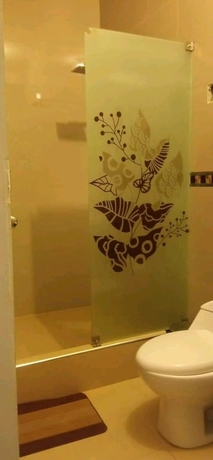 Imagen de la habitación del Hotel Embassy Suites. Foto 9