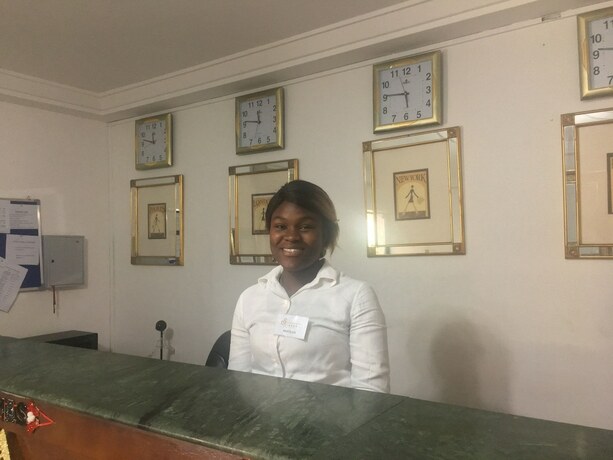 Imagen general del Hotel Embassy Suites Hotels and Restaurant. Foto 2