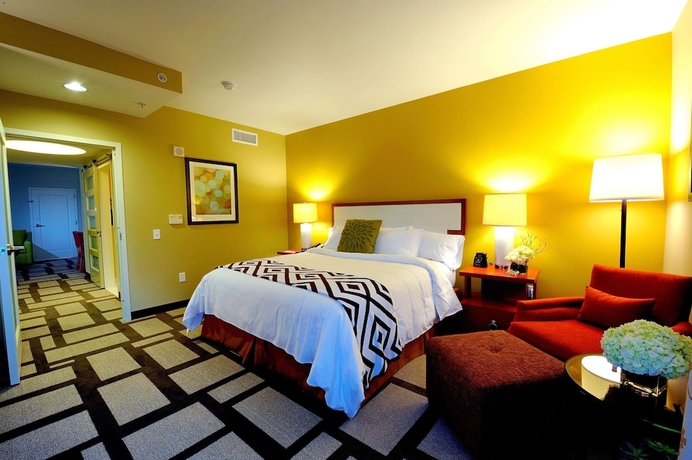 Imagen de la habitación del Hotel Embassy Suites Houston Downtown. Foto 6