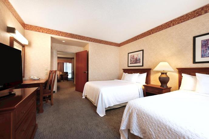 Imagen de la habitación del Hotel Embassy Suites Little Rock. Foto 4