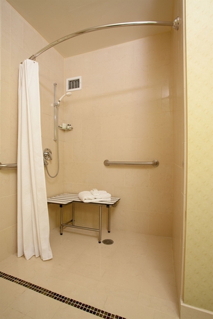 Imagen de la habitación del Hotel Embassy Suites Los Angeles - Glendale. Foto 4