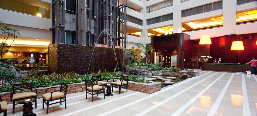 Imagen de los interiores del Hotel Embassy Suites Los Angeles - Glendale. Foto 7