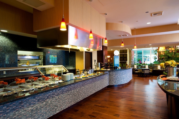 Imagen del bar/restaurante del Hotel Embassy Suites Los Angeles - Glendale. Foto 3