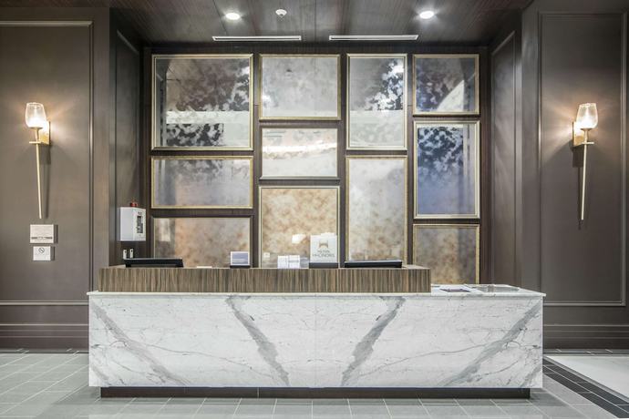 Imagen de los interiores del Hotel Embassy Suites Louisville Downtown. Foto 19
