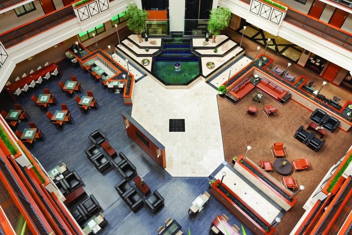 Imagen general del Hotel Embassy Suites Louisville East. Foto 2