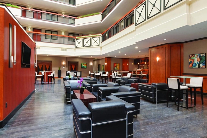 Imagen general del Hotel Embassy Suites Louisville East. Foto 4