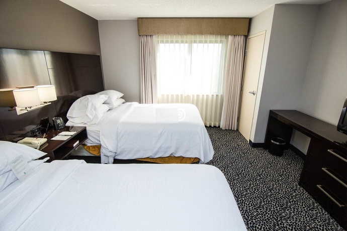 Imagen general del Hotel Embassy Suites Louisville East. Foto 7