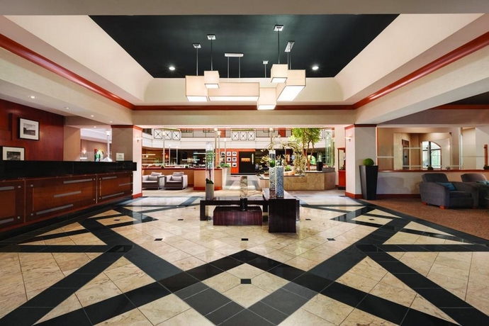 Imagen general del Hotel Embassy Suites Louisville East. Foto 10