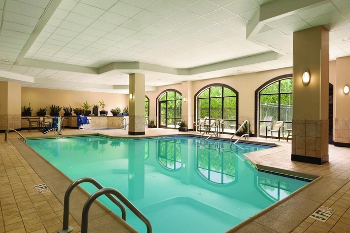 Imagen general del Hotel Embassy Suites Louisville East. Foto 14