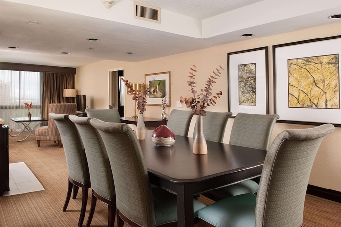 Imagen de la habitación del Hotel Embassy Suites Nashville - Airport. Foto 13