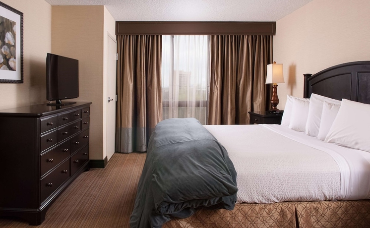 Imagen de la habitación del Hotel Embassy Suites Nashville - Airport. Foto 14