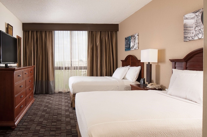 Imagen de la habitación del Hotel Embassy Suites Nashville - Airport. Foto 15