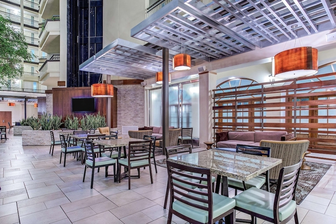 Imagen de los interiores del Hotel Embassy Suites Nashville - Airport. Foto 16