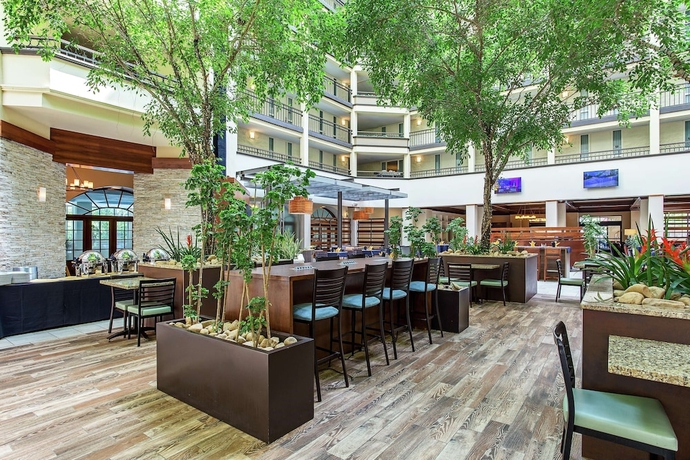 Imagen de los interiores del Hotel Embassy Suites Nashville - Airport. Foto 19