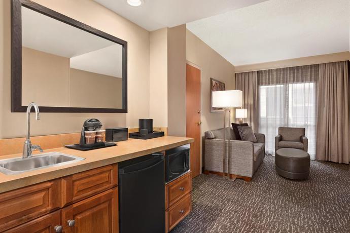Imagen de la habitación del Hotel Embassy Suites Northwest Arkansas - , Spa and Convention. Foto 6