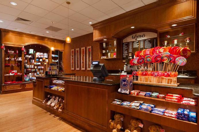 Imagen de los interiores del Hotel Embassy Suites Northwest Arkansas - , Spa and Convention. Foto 11