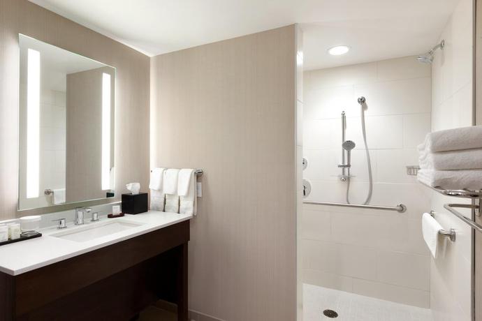 Imagen de la habitación del Hotel Embassy Suites Oklahoma City Downtown/medical Center. Foto 10