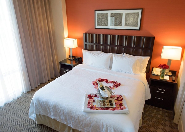 Imagen de la habitación del Hotel Embassy Suites Ontario - Airport. Foto 14