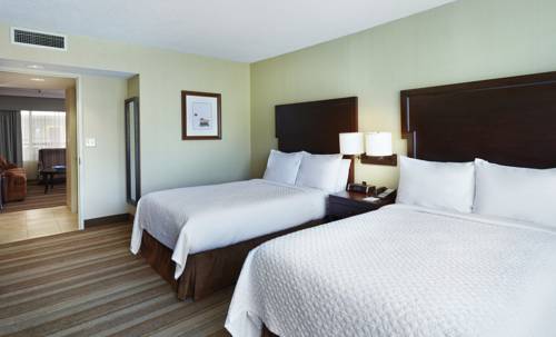 Imagen de la habitación del Hotel Embassy Suites Parsippany. Foto 6