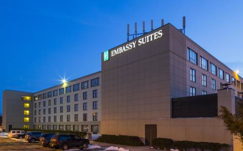 Imagen de la habitación del Hotel Embassy Suites Piscataway - Somerset. Foto 2
