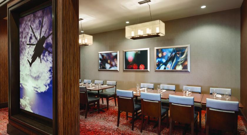 Imagen general del Hotel Embassy Suites Springfield. Foto 9