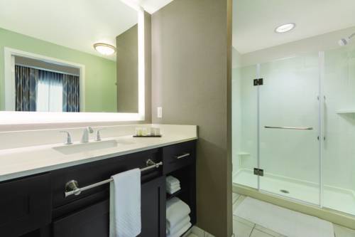 Imagen de la habitación del Hotel Embassy Suites Tuscaloosa Alabama Downtown. Foto 6