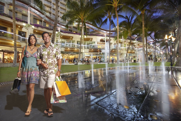 Imagen de los exteriores del Hotel Embassy Suites - Waikiki Beach Walk. Foto 10