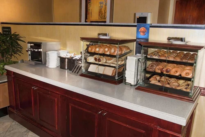 Imagen del bar/restaurante del Hotel Embassy Suites by Hilton Austin Downtown South Congress. Foto 5