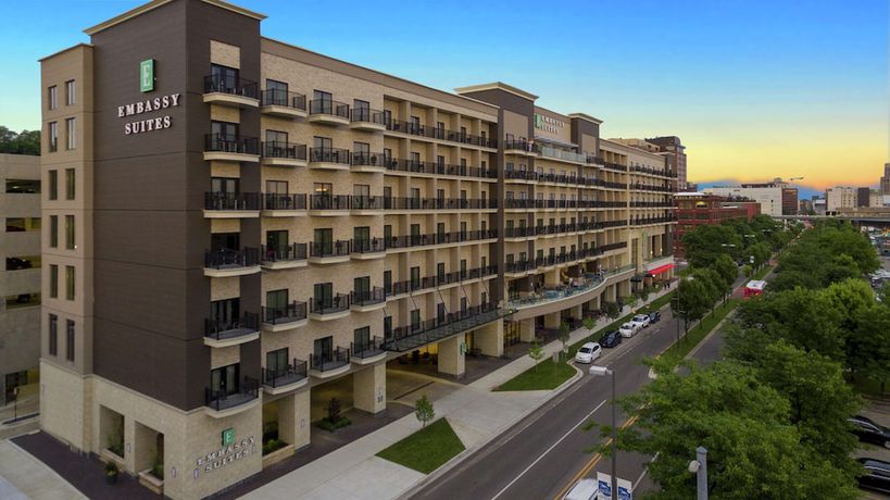 Imagen general del Hotel Embassy Suites by Hilton Grand Rapids Downtown,MI. Foto 1