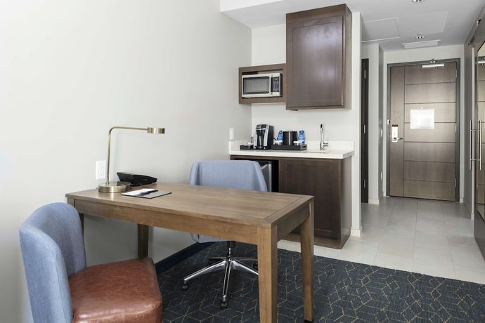 Imagen de la habitación del Hotel Embassy Suites by Hilton Grand Rapids Downtown,MI. Foto 13