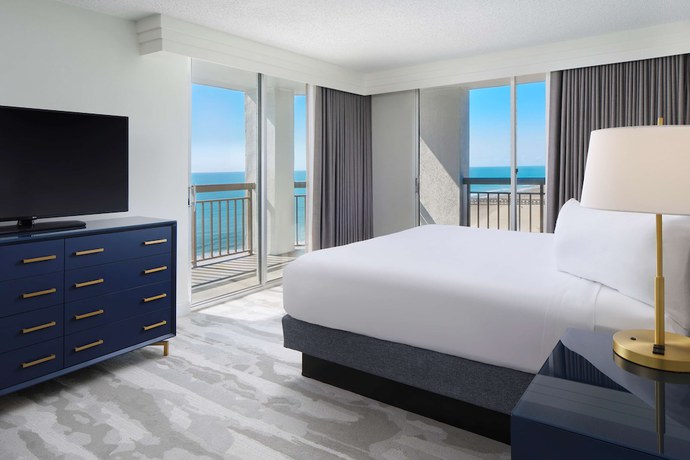 Imagen de la habitación del Hotel Embassy Suites by Hilton Myrtle Beach Oceanfront Resort. Foto 4
