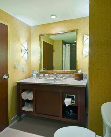 Imagen de la habitación del Hotel Embassy Suites by Hilton Nashville SE Murfreesboro. Foto 6