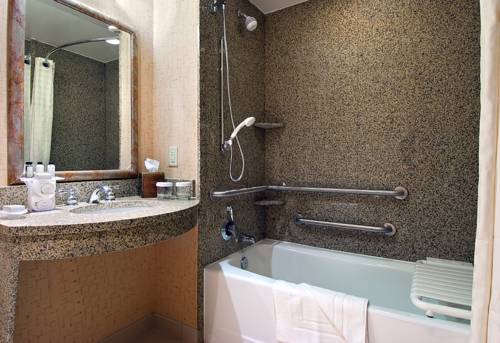 Imagen de la habitación del Hotel Embassy Suites by Hilton Nashville SE Murfreesboro. Foto 7
