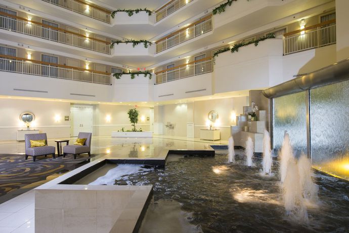 Imagen de los interiores del Hotel Embassy Suites by Hilton Newark Wilmington South. Foto 16