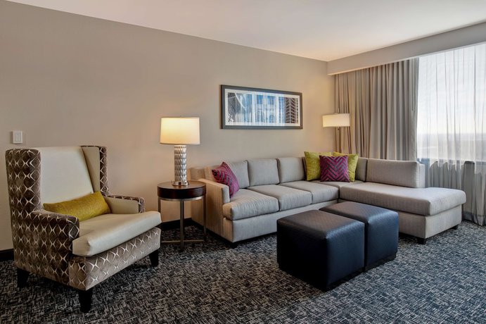 Imagen de la habitación del Hotel Embassy Suites by Hilton Oklahoma City Northwest. Foto 8