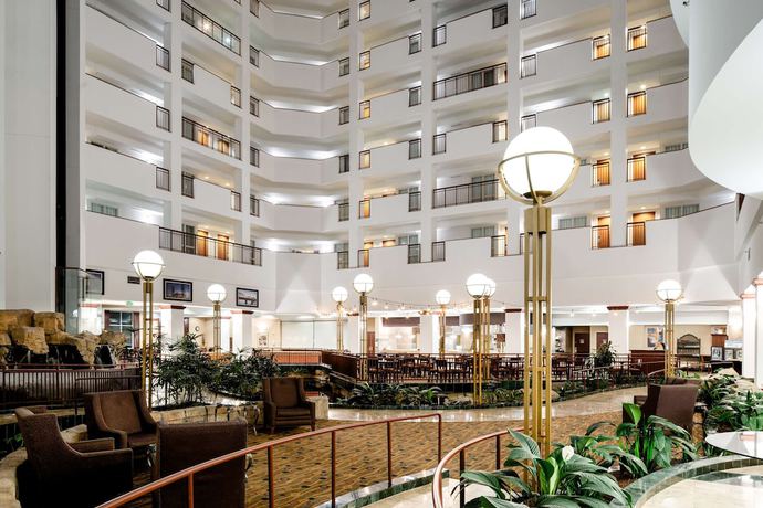 Imagen de los interiores del Hotel Embassy Suites by Hilton Portland Airport. Foto 16