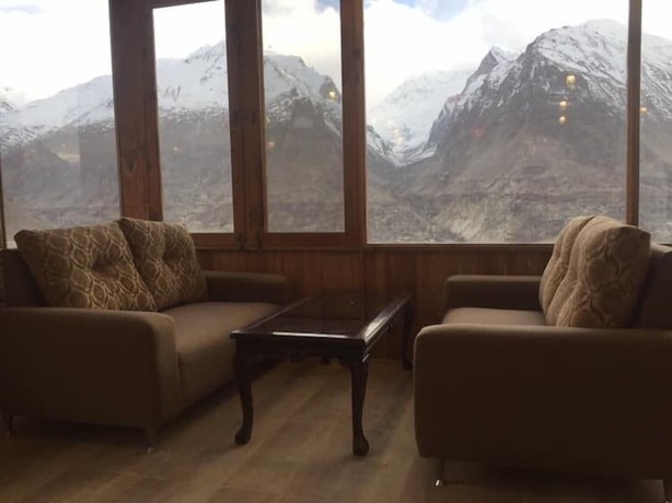 Imagen general del Hotel Embassy Villa Suites. Foto 3