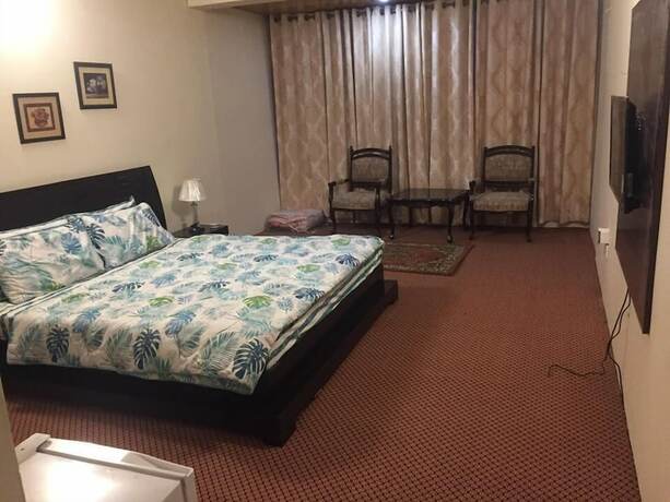 Imagen general del Hotel Embassy Villa Suites. Foto 4