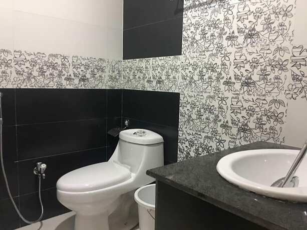 Imagen general del Hotel Embassy Villa Suites. Foto 9