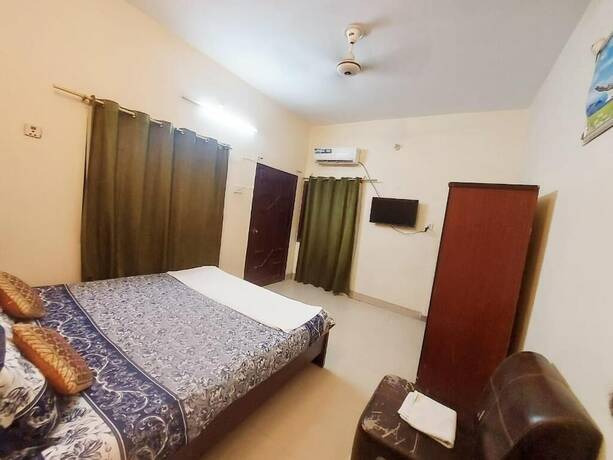 Imagen general del Hotel Embassy inn Guest House Hyderabad. Foto 7