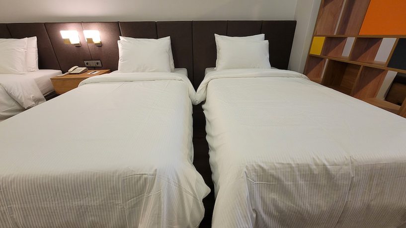 Imagen de la habitación del Hotel Embledon. Foto 6