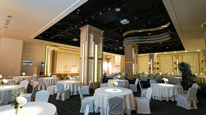 Imagen del bar/restaurante del Hotel Embledon. Foto 4