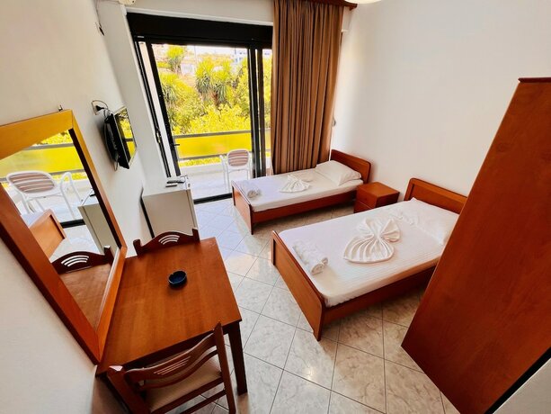Imagen de la habitación del Hotel Emblem. Foto 13