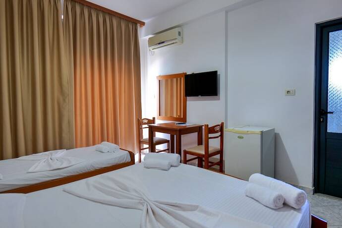 Imagen general del Hotel Emblem. Foto 7