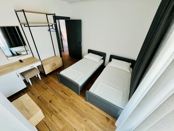 Imagen de la habitación del Hotel Emblem. Foto 17