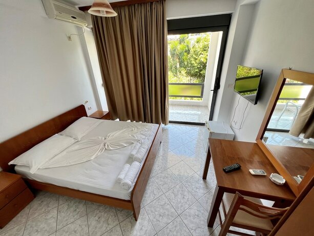 Imagen de la habitación del Hotel Emblem. Foto 20