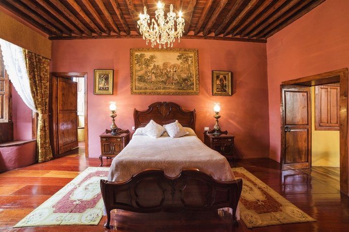 Imagen de la habitación del Hotel Emblematico San Marcos. Foto 5