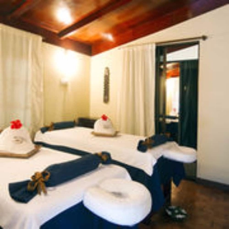 Imagen de la piscina del Hotel Embudu Village. Foto 19